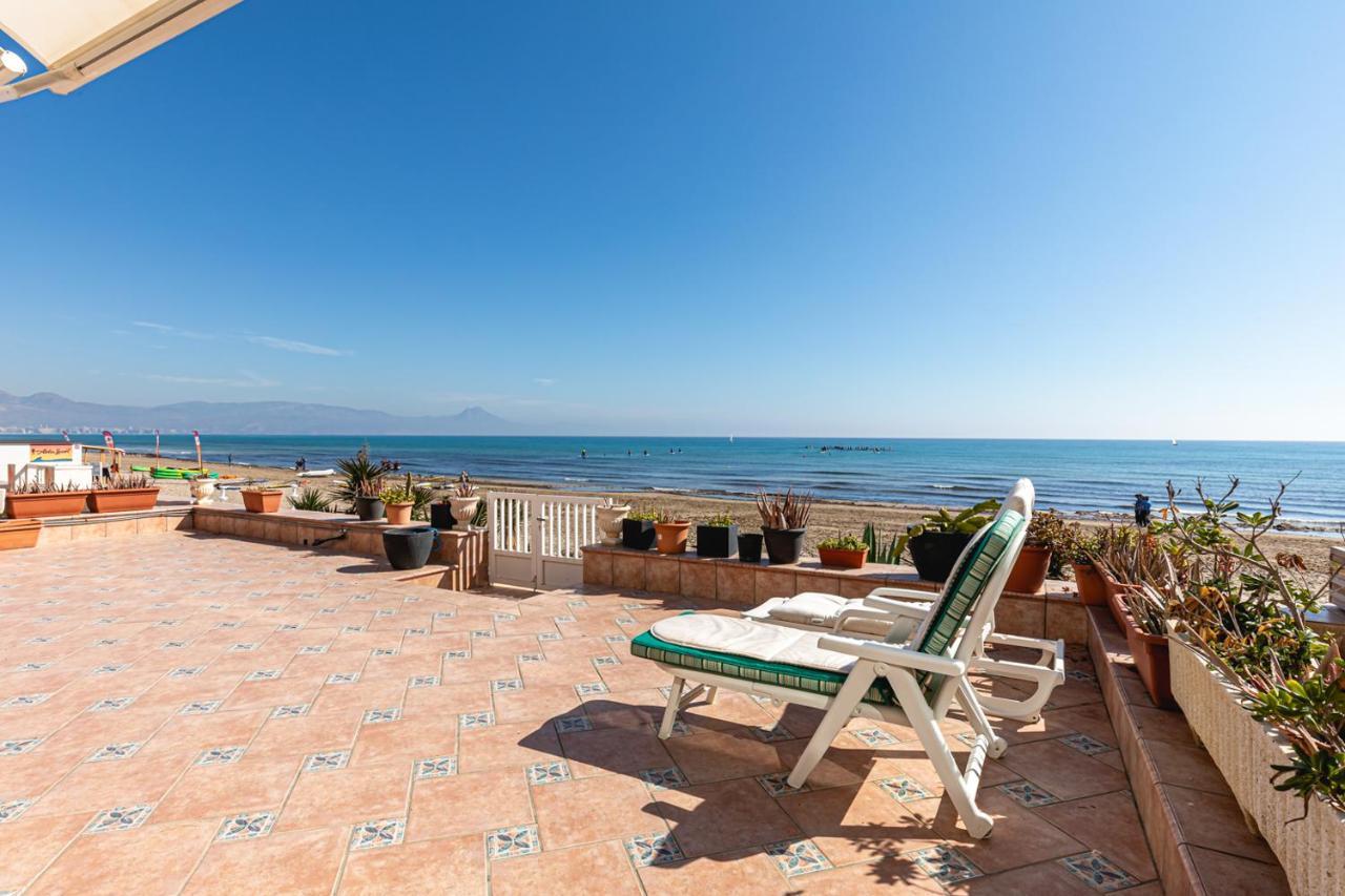 Beachfront Bliss: Apartamento A Pie De Playa Alicante Luaran gambar