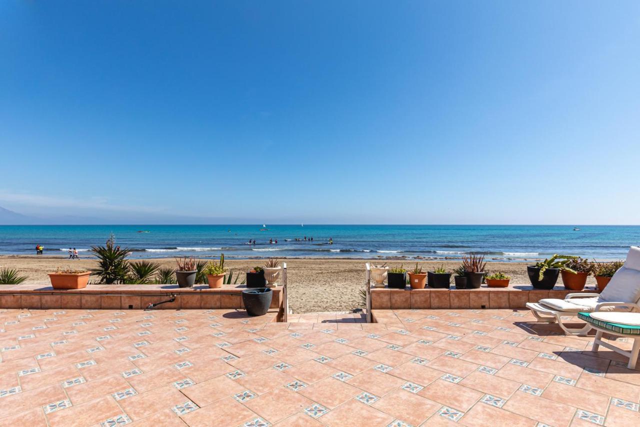 Beachfront Bliss: Apartamento A Pie De Playa Alicante Luaran gambar