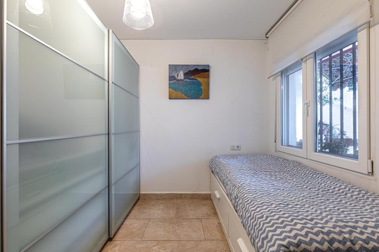 Beachfront Bliss: Apartamento A Pie De Playa Alicante Luaran gambar