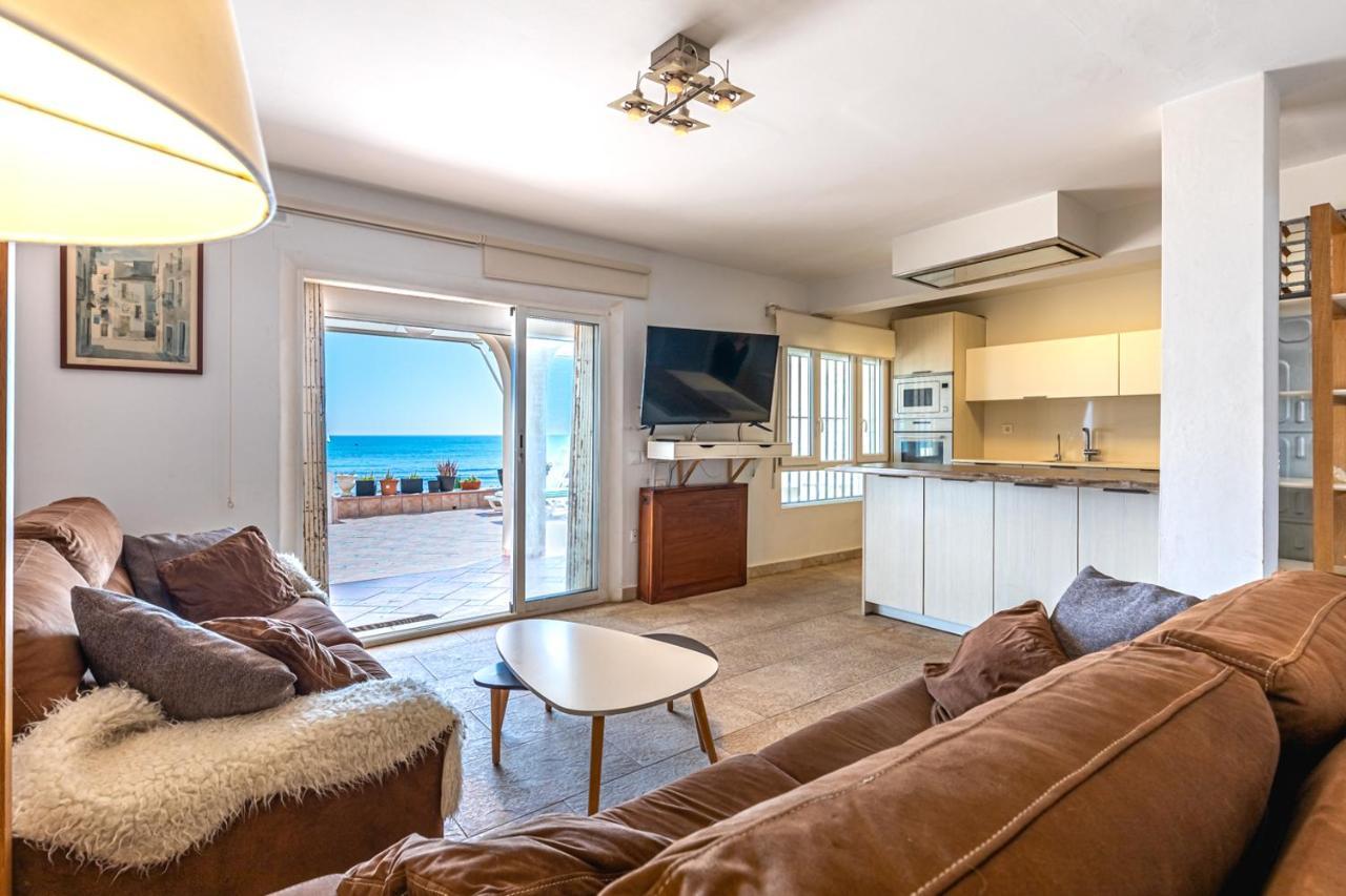 Beachfront Bliss: Apartamento A Pie De Playa Alicante Luaran gambar